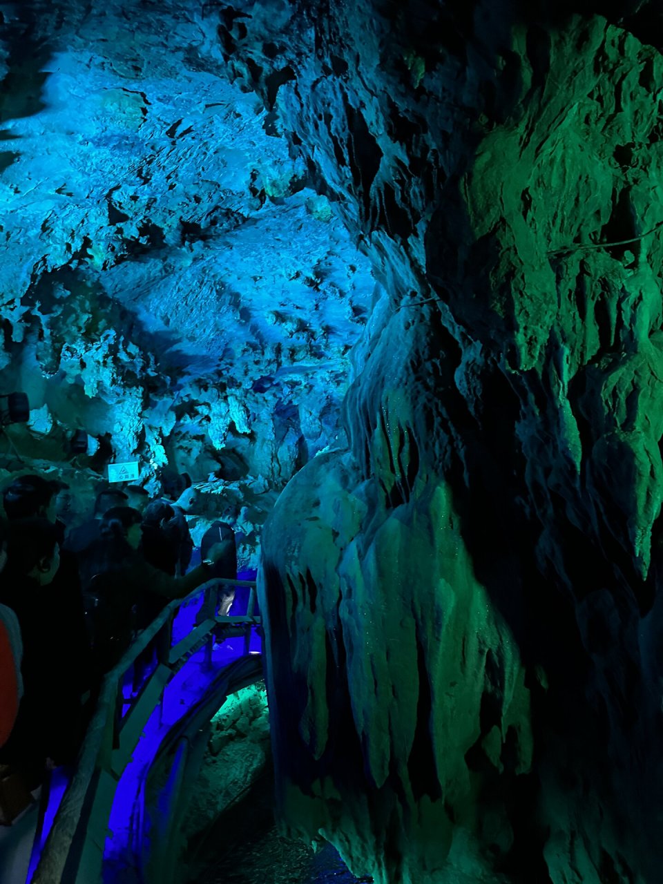 玉华洞位于三明将乐县城南7公里的天阶山下