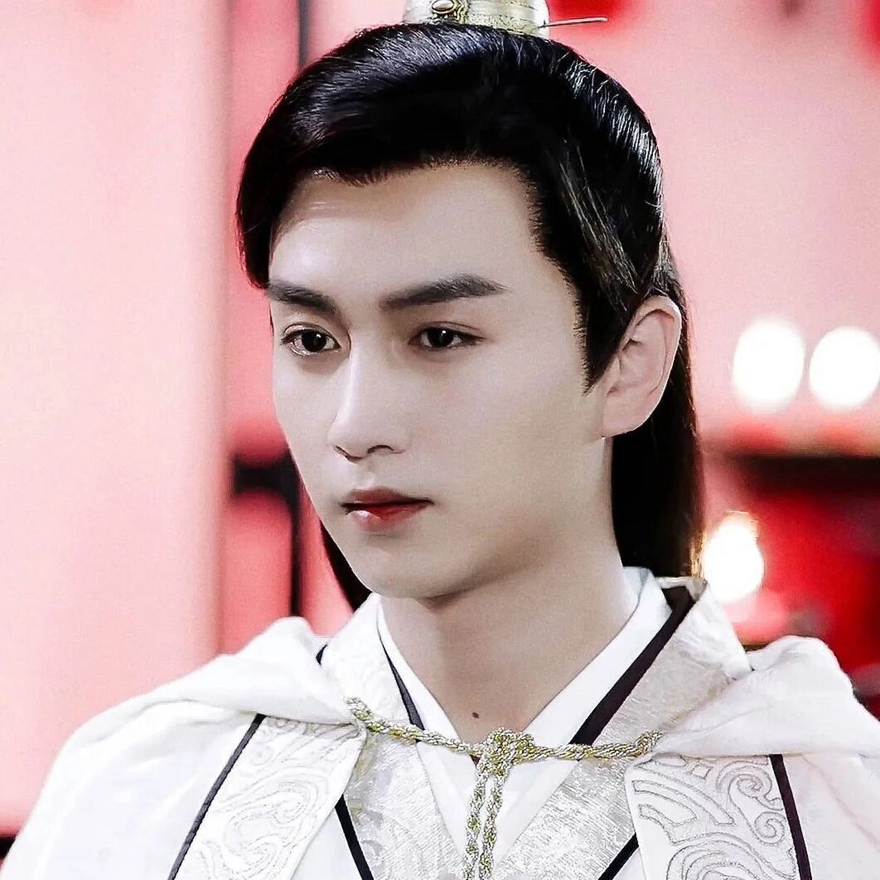 陈晓头像壁纸  一看就会爱的男人