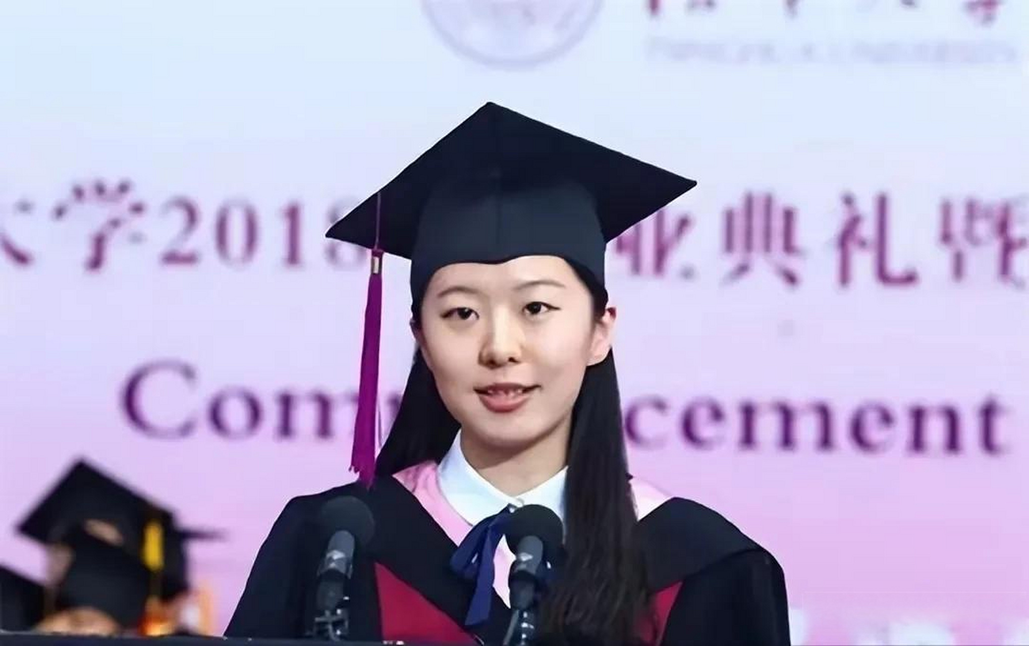 清华高考状元何碧玉竟然说出这样令人中国人心寒的话语"我宁愿在美国