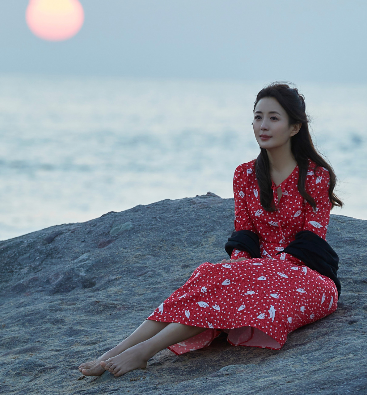 杨童舒光脚丫剧照太美了.