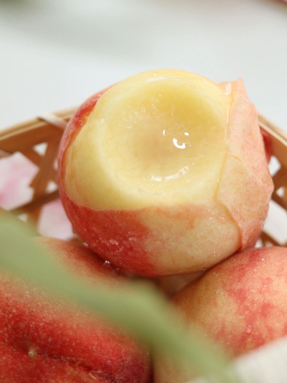 水蜜桃文案|龙泉驿水蜜桃 从盛夏而来奔赴希望之秋 用香甜浪漫亲吻你