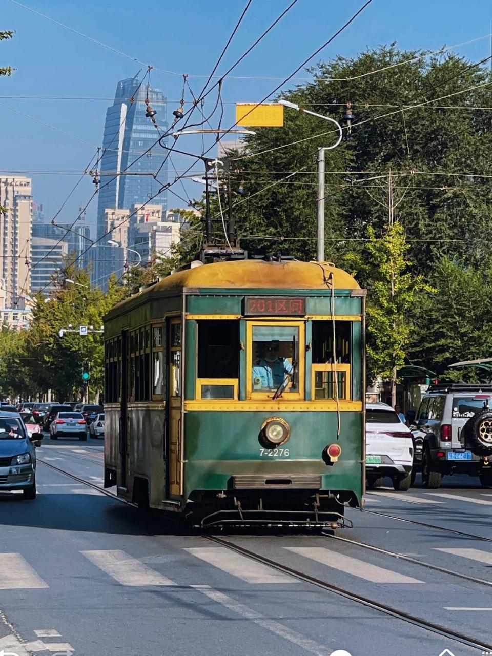 大连|穿越百年的浪漫—201有轨电车.