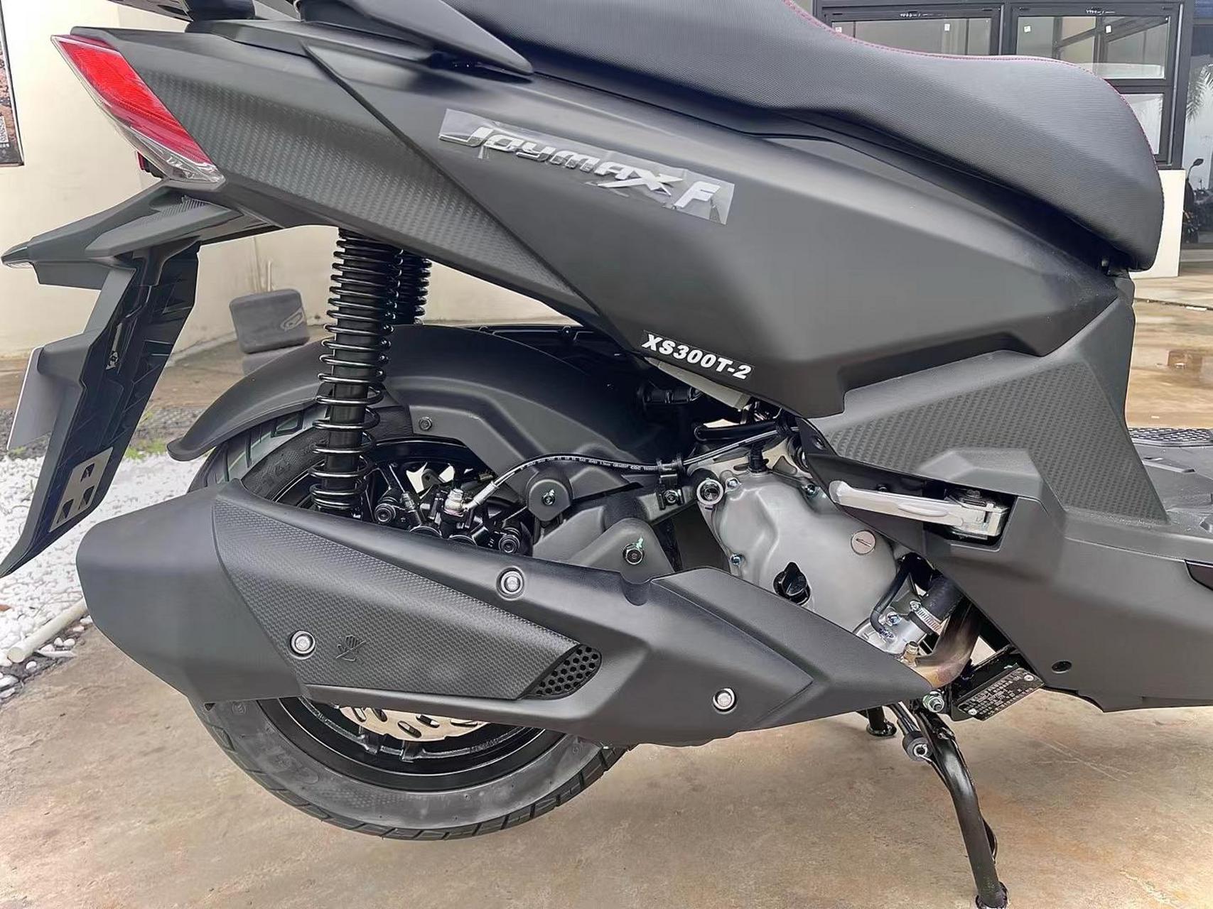 三阳"九妹夫"joymaxf 300cc水冷 大踏板摩托 4气门带tc 原价0628800