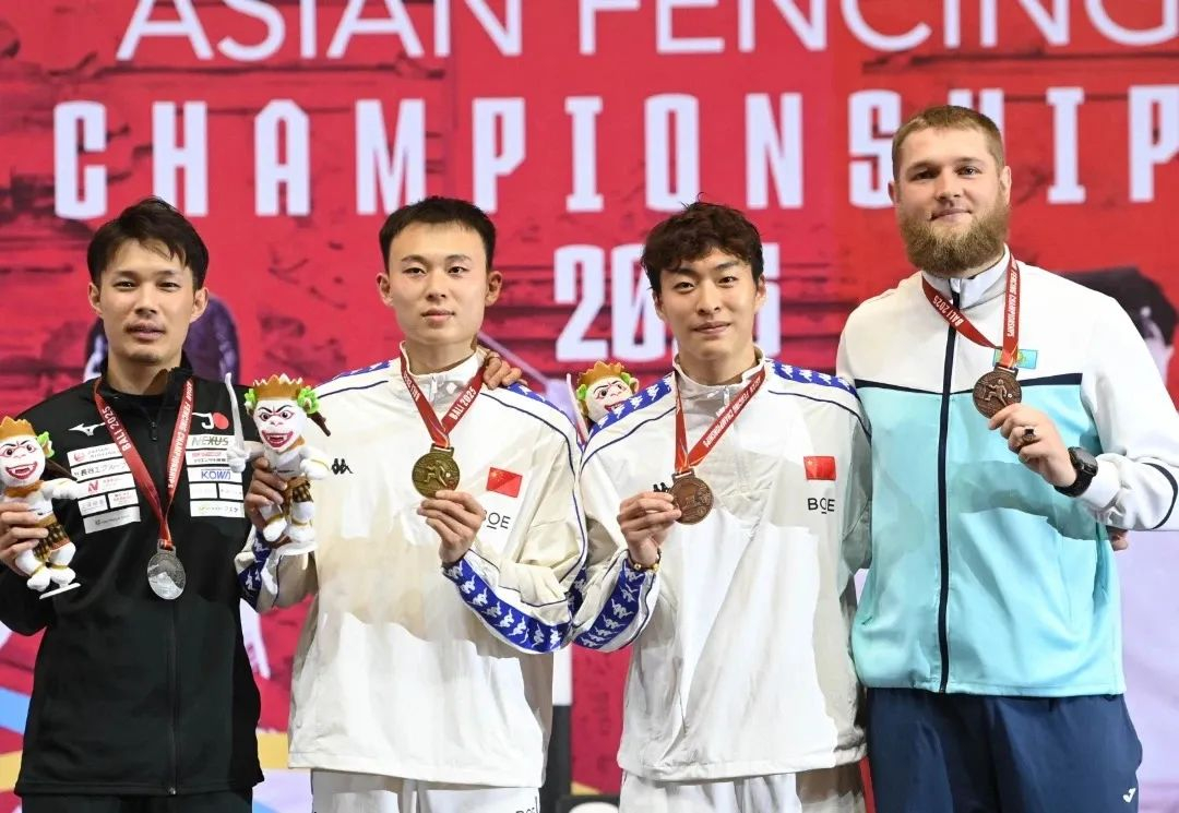 亚洲击剑锦标赛男子重剑个人赛中,中国选手,来自上海的王子杰摘得金牌