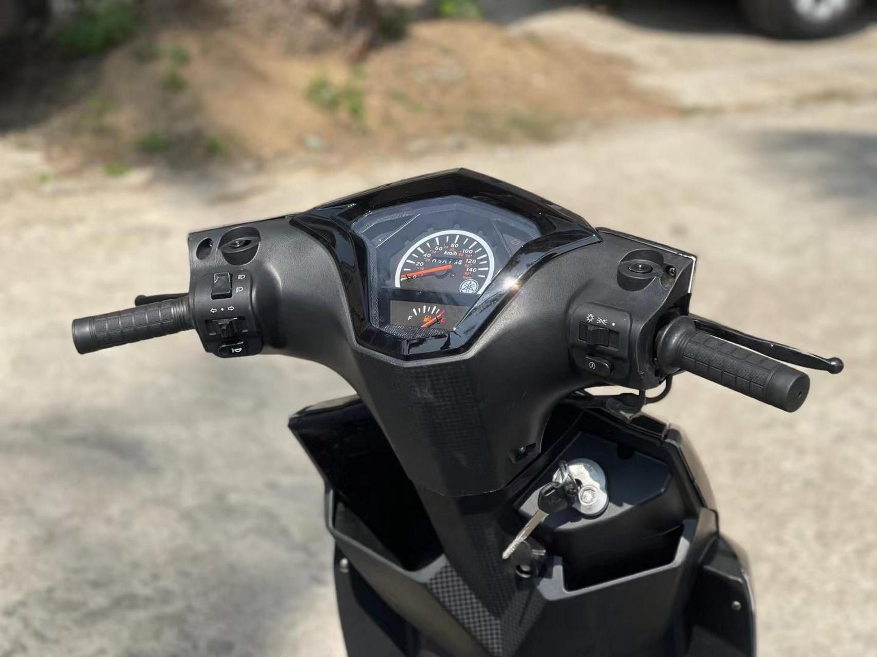 磨砂黑武士- 正品雅马哈尚领125cc