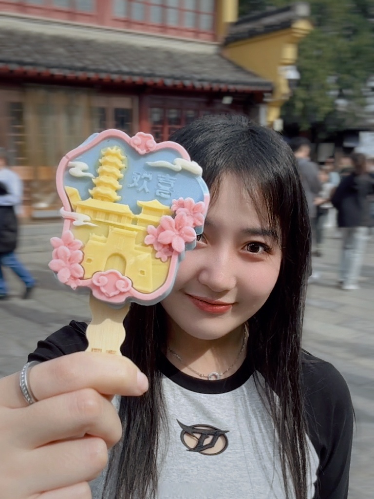 给大家汇报一件小事,去年夏天我也是被一些造谣的骚扰