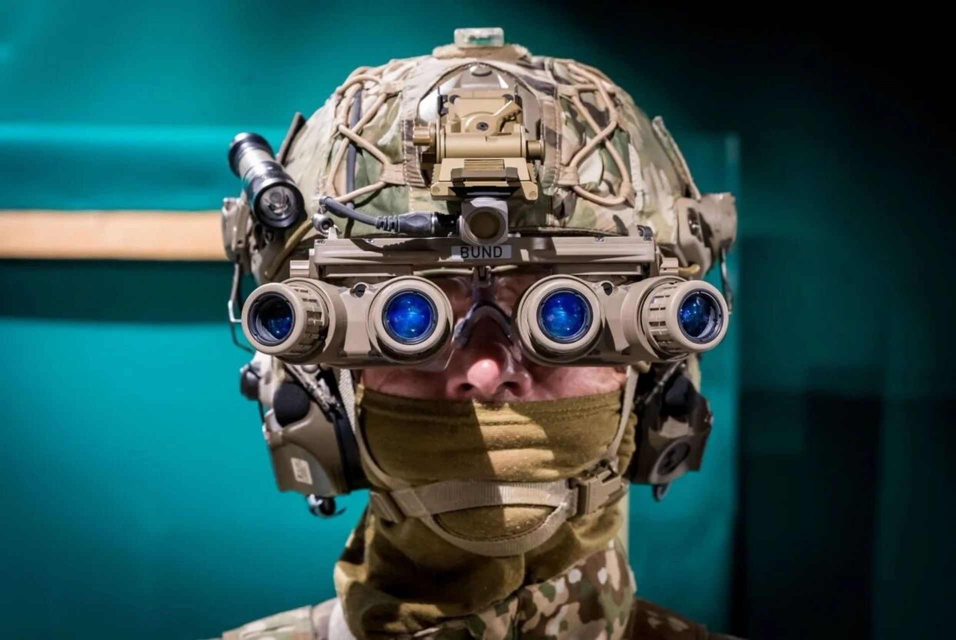 军事# #军事装备# #军事科技# #夜视仪# #军迷大作战# #德国# #军迷