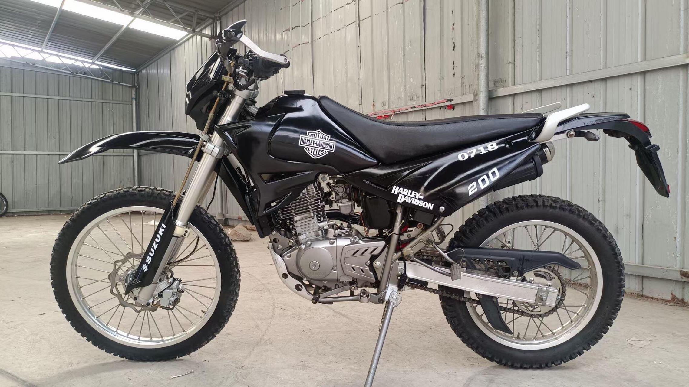 精品新款轻骑藏獒200越野大高赛到货电子表前后碟刹脚电双启动全车