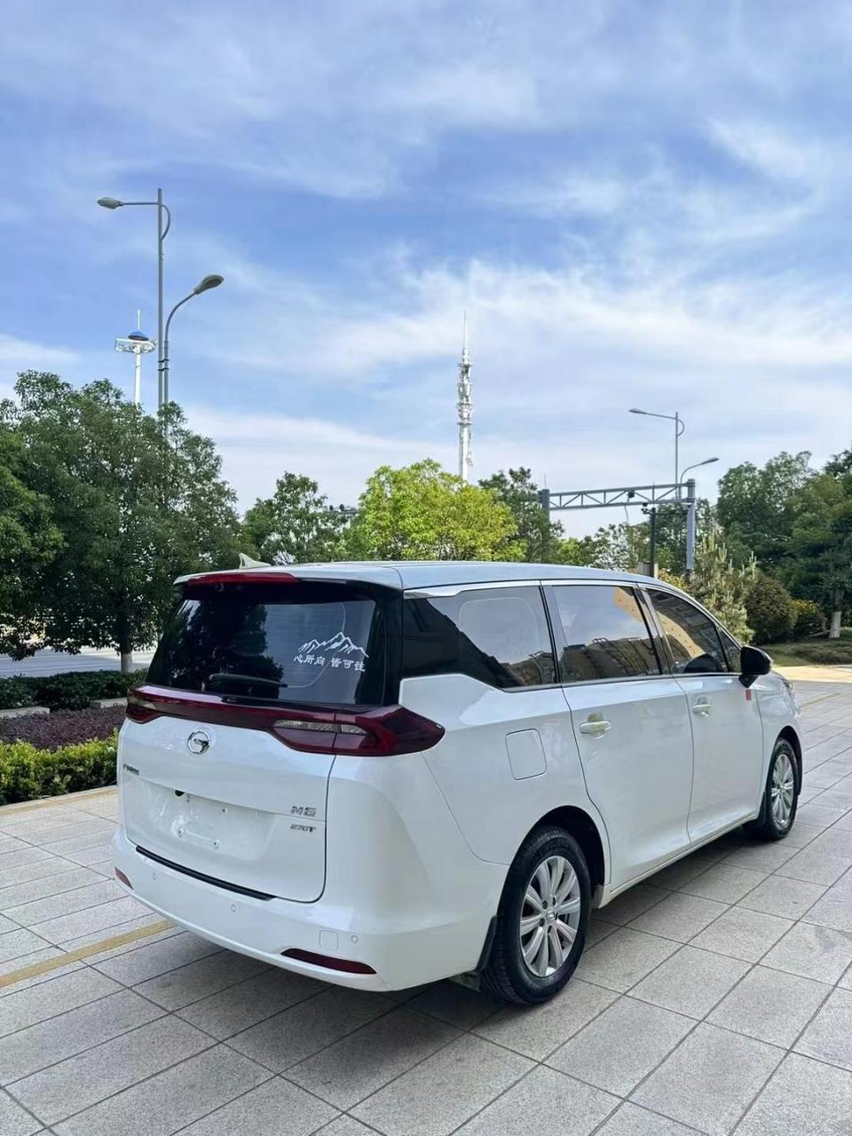 xx  广汽传祺gm6,2021年8月份上牌的手动1.5t精英版