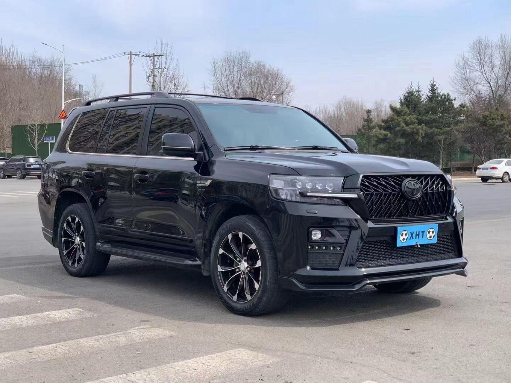 10年酷路泽5700整车黑武士升级20款价格不高喜欢的来