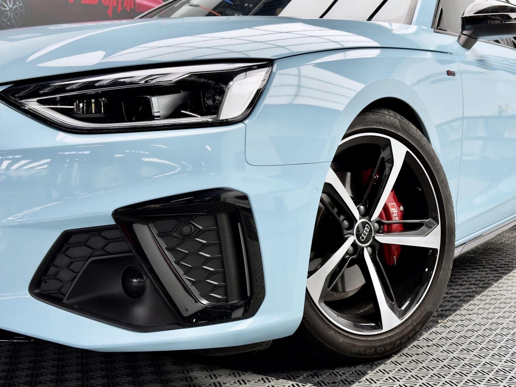 全网最细节的冰川蓝22款奥迪a4l上车效果!