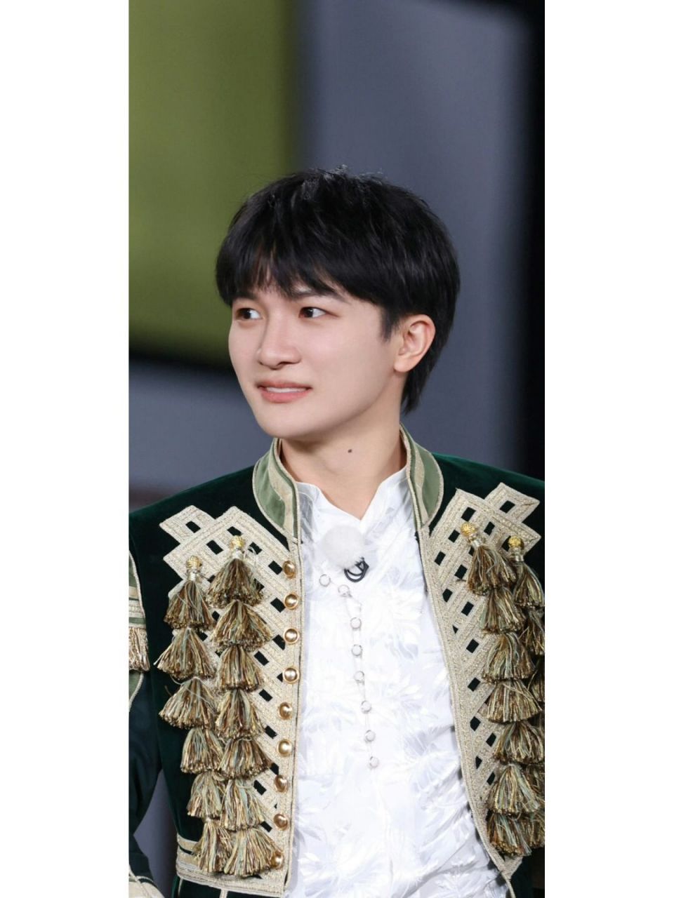 周深壁纸315661156691566男高音歌唱家周星星 #卡布叻