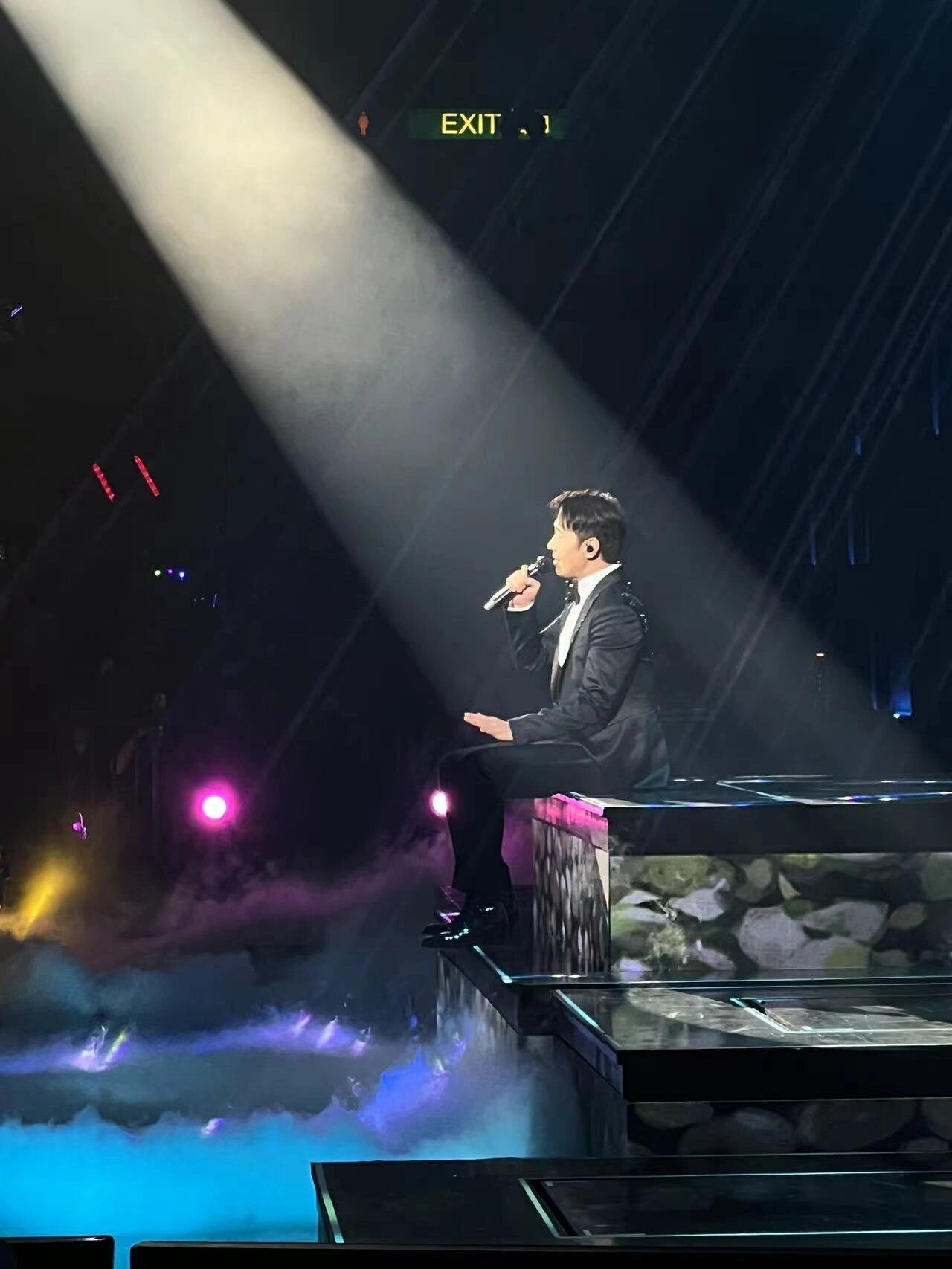 情深说话未曾讲 5.情归于尽 6.dna出错 7.传情达意 8.一生幸福 9.