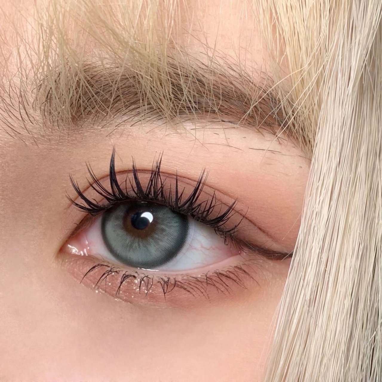 神还原外国人青灰冷色瞳孔! 欧美妆的精髓我get了!