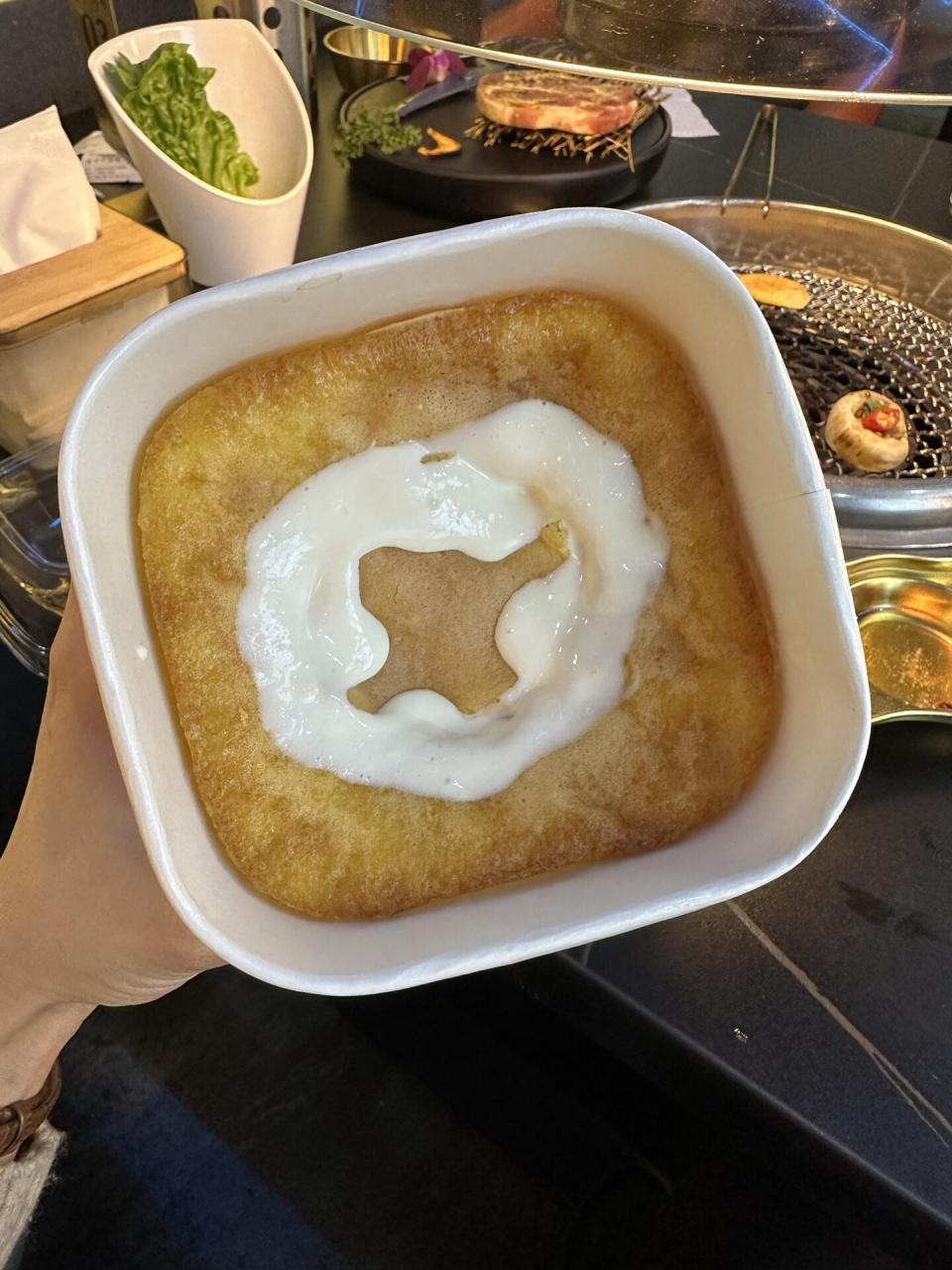 真的非常推荐金三角家的马斯卡彭,奶香味十足,搭配冰冰凉凉的爆浆,吃
