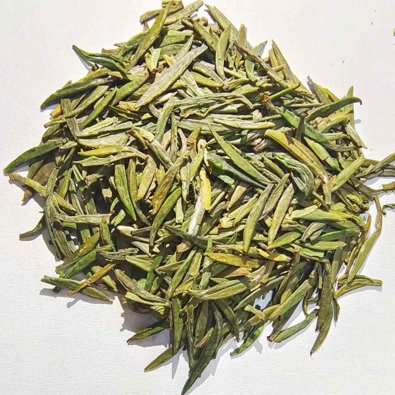 扁茶直接版,高香,回甘 78不管你们叫这个茶叶太湖翠竹,竹叶青还是扁