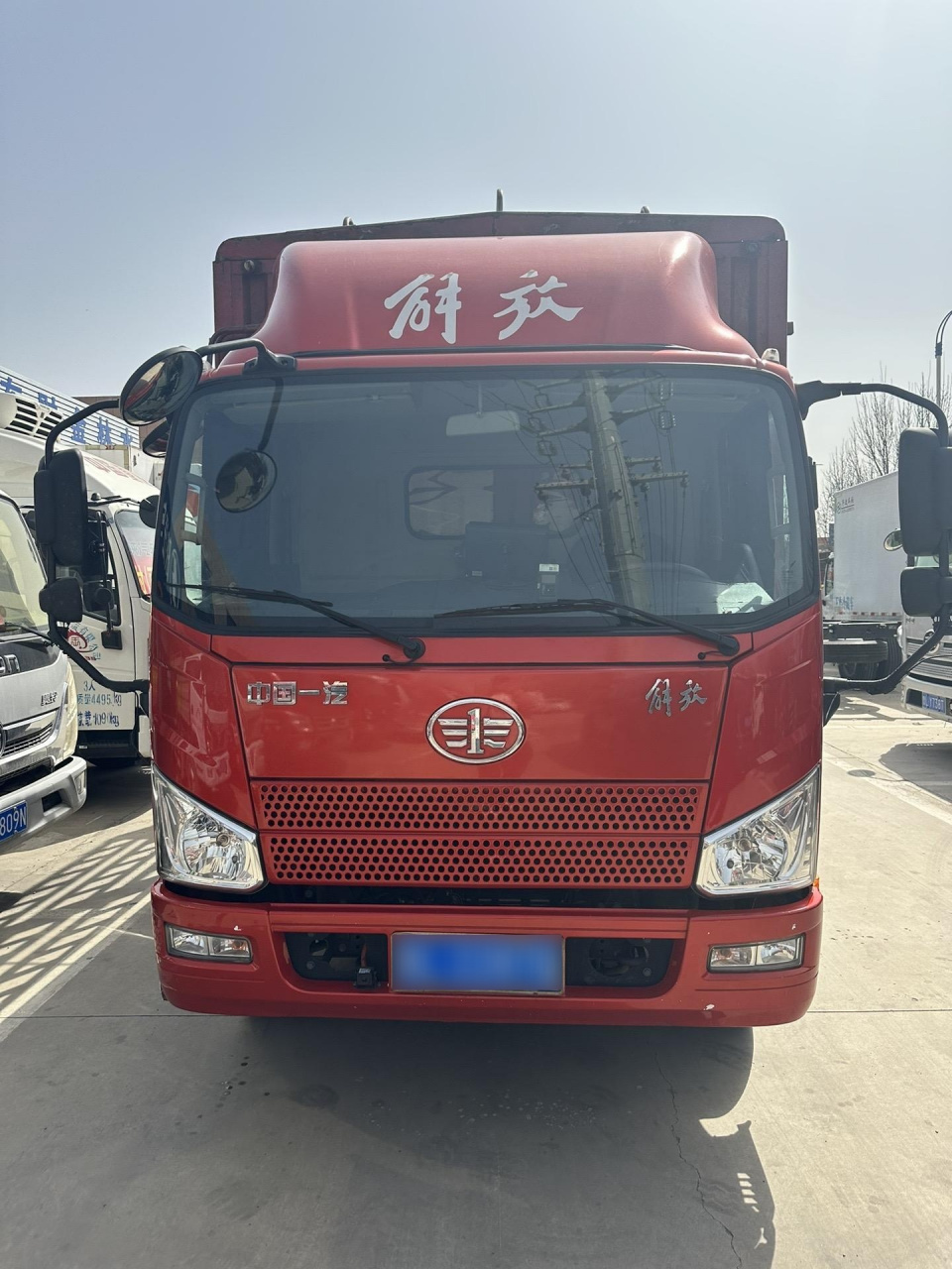 解放j6,四米二,170马力,八速高低速,大宽体4米2蓝牌货车