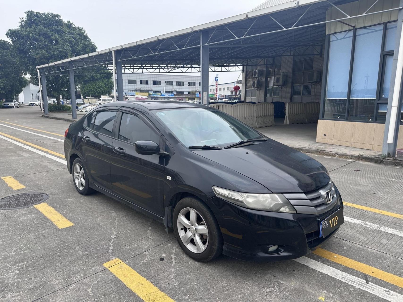 【品牌车型】本田 锋范经典 2008款 1.