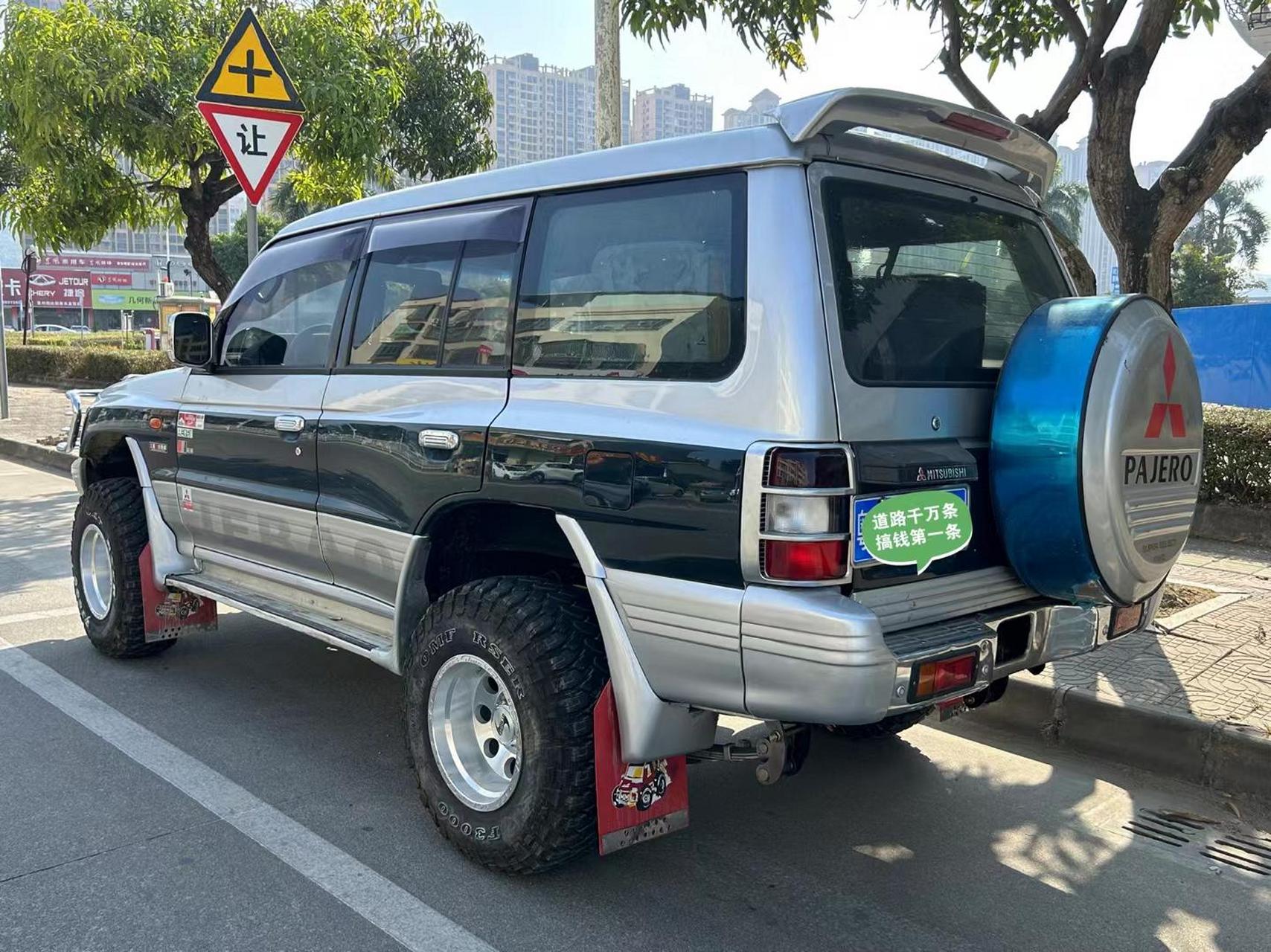 8t02自动挡02进口三菱4m40柴油发动机0202带中冷02中差锁