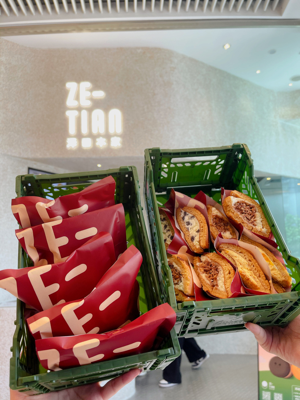 0 99号称全广州zui好吃的日式铜锣烧"泽田本家"开新店啦!