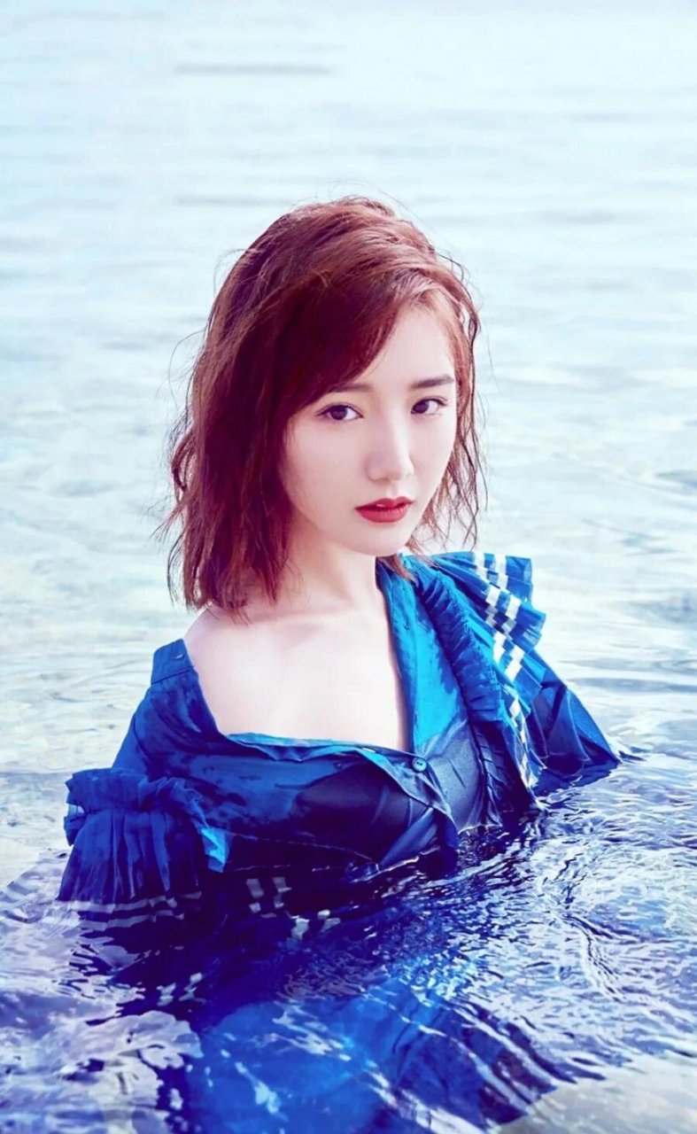 毛晓彤个人资料 毛晓彤,一位出生于天津市的内地影视女演员,毕业于