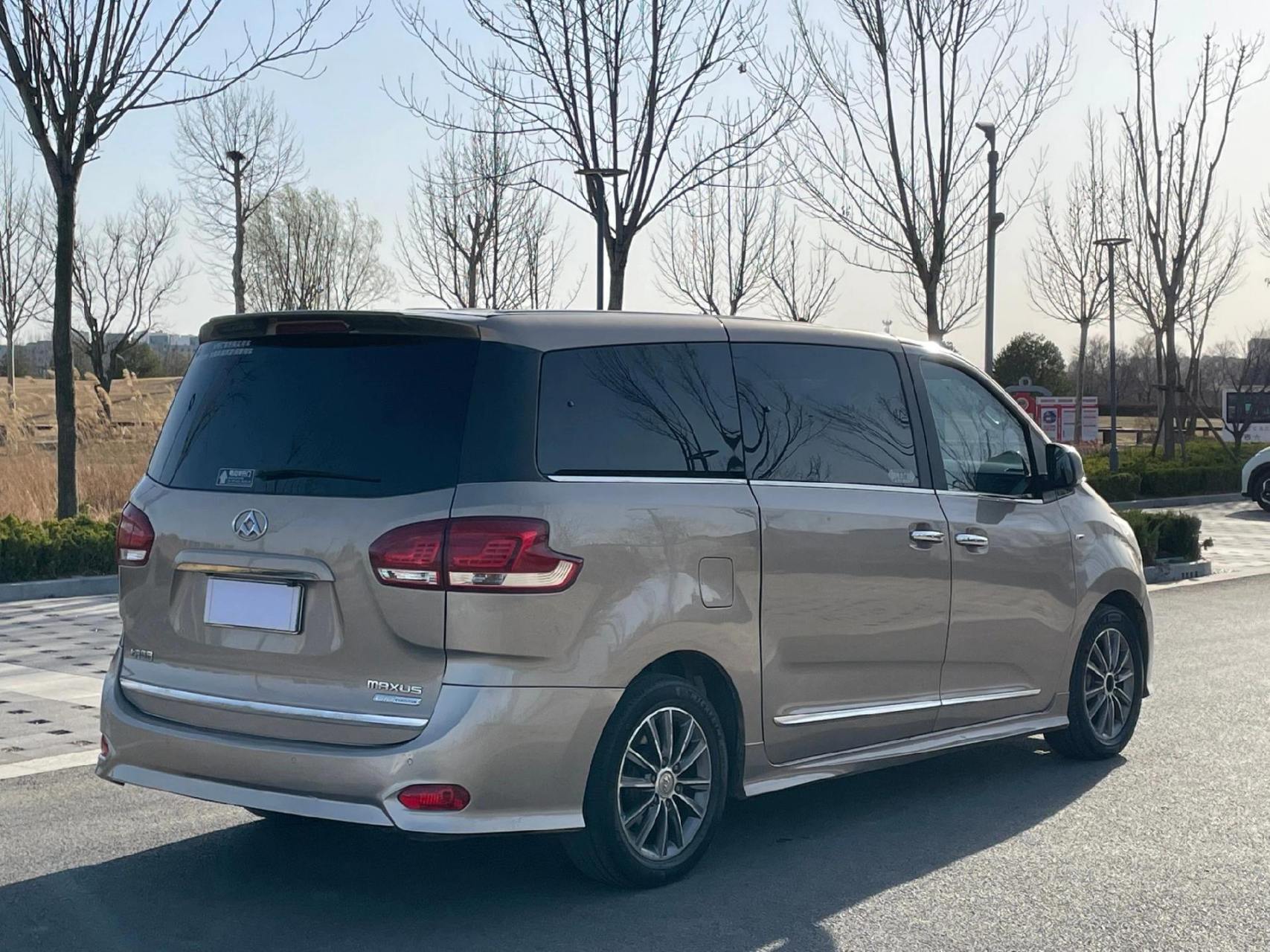 最新拿下16年上汽大通g10新款豪华旗舰最顶配 2.