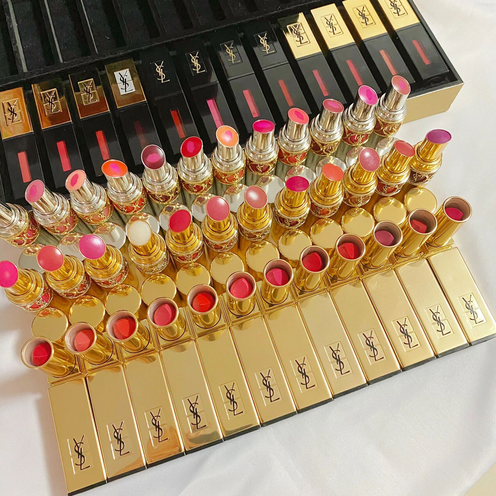 ysl圣罗兰限量48支礼盒 方管圆管唇釉都有 ysl圣罗兰限量48支礼盒
