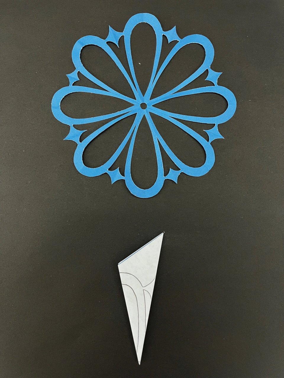 简单又好看的烟花剪纸|图文教程(附模版) 你们要的烟花剪纸模版来啦!