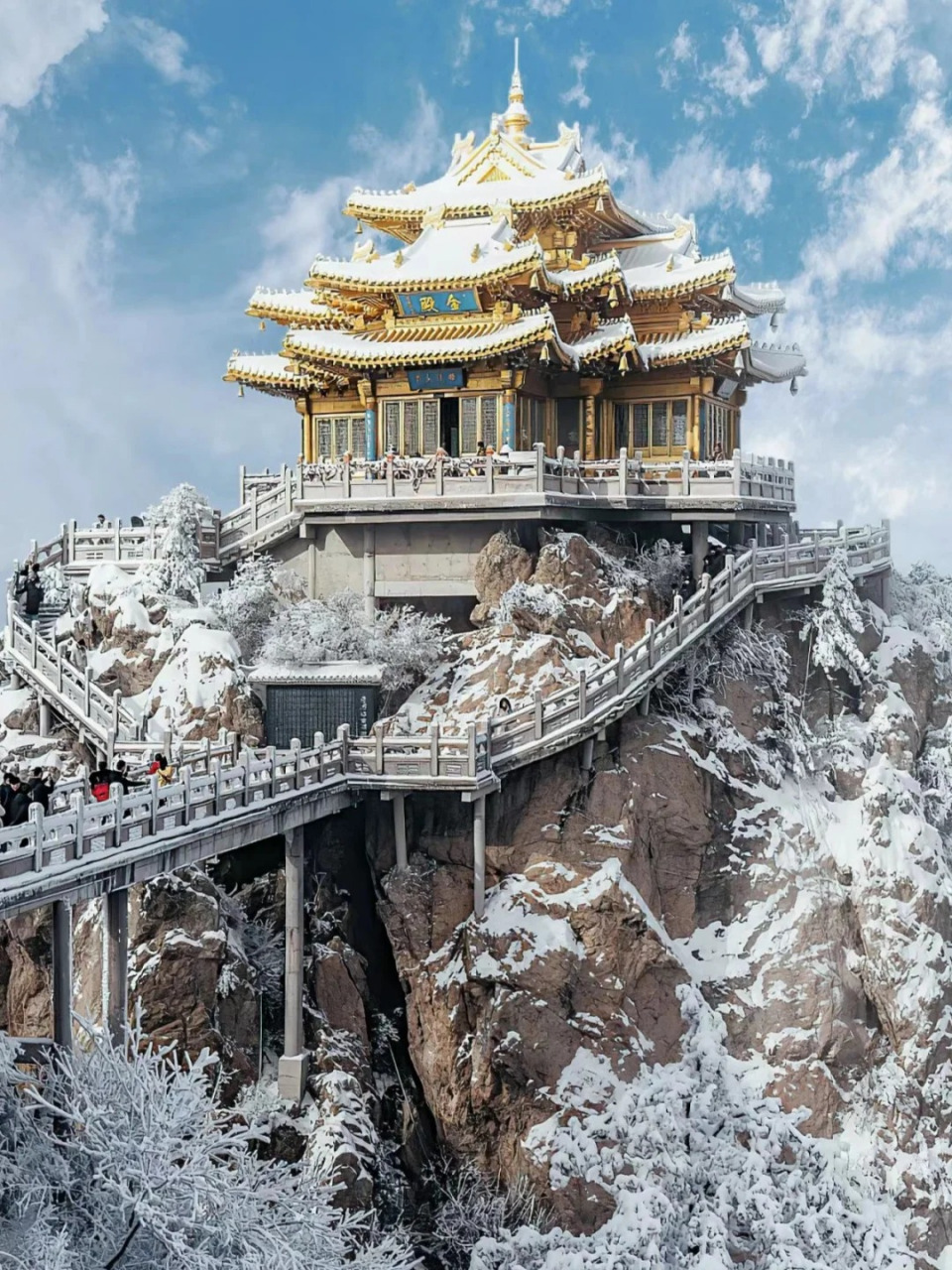 河南有名的景点 【河南焦作】  73云台山90120  云台山是国家5a级