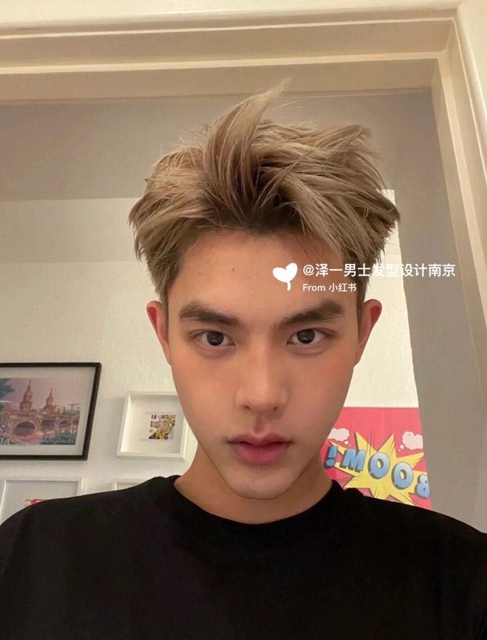 男生亚麻金发色 超级好看 南京发型师泽一 男生亚麻金发色 超级好看