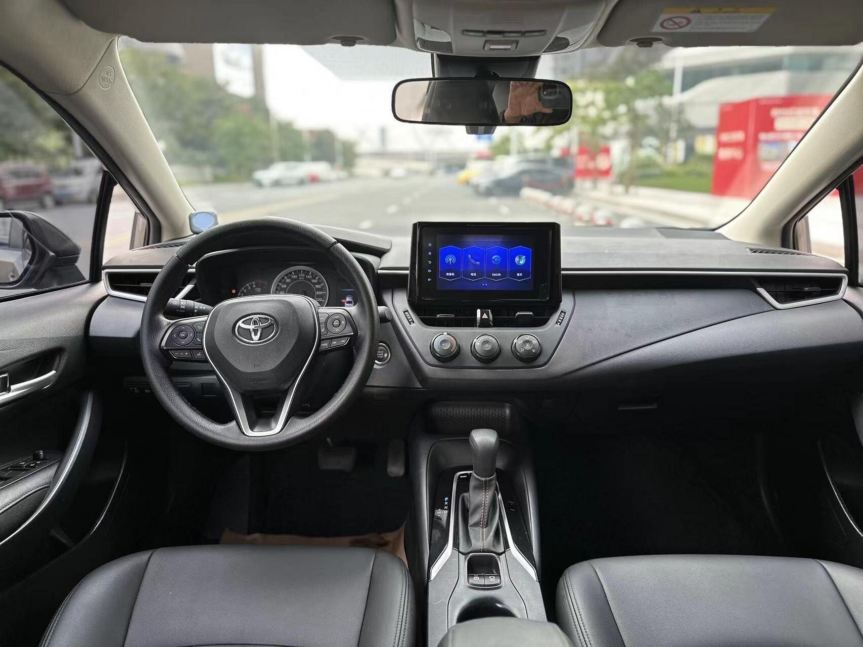 丰田卡罗拉 2021款 1.2t s-cvt先锋版,2021年8月上牌,2.