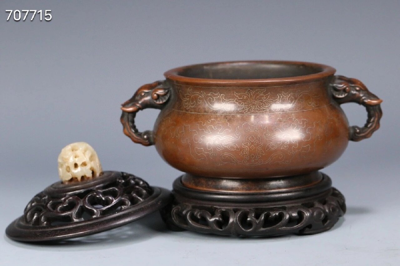 旧藏 案头精品 "石叟"款嵌银丝双象耳铜香炉,原配老紫檀底托炉盖,和田