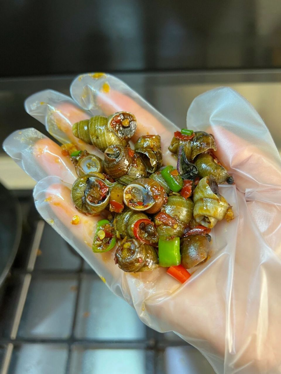 爆炒螺蛳,香辣入味,嗦螺也太快乐了,绝绝子 螺蛳上市啦,这边菜市场卖