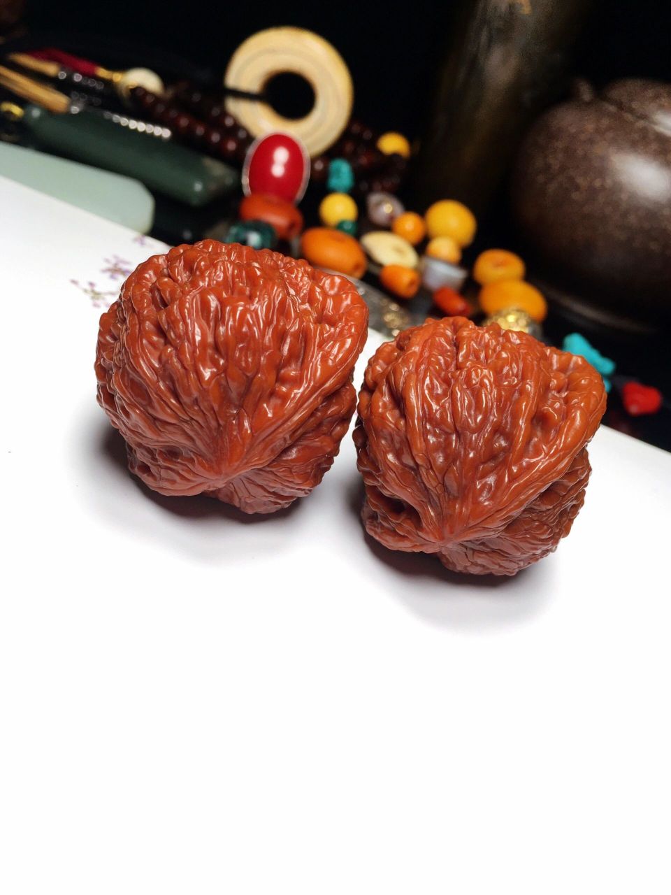 平谷绣球也算个老品种了 你手里玩儿的核桃是什么呢