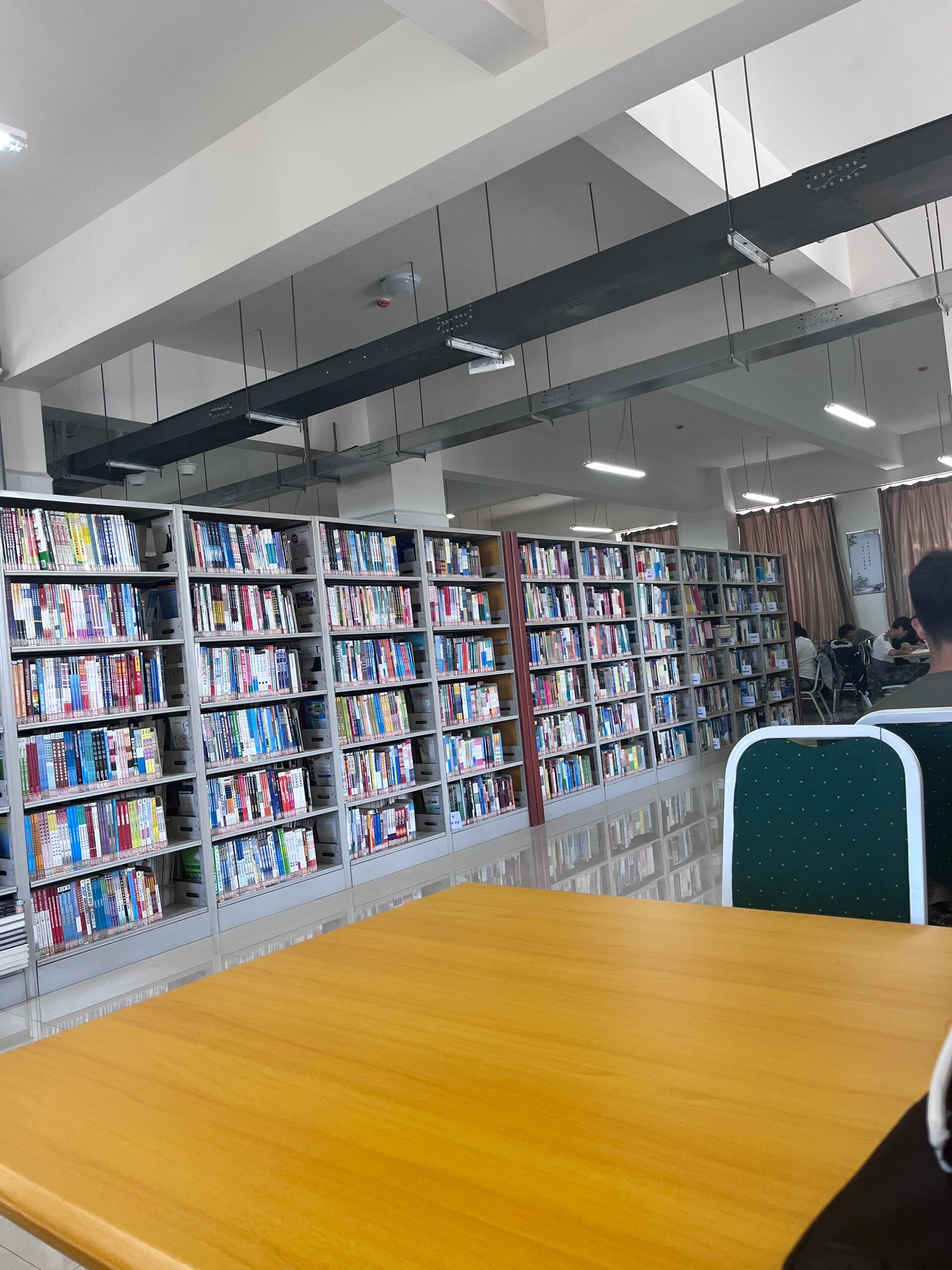 河北科技学院图书馆