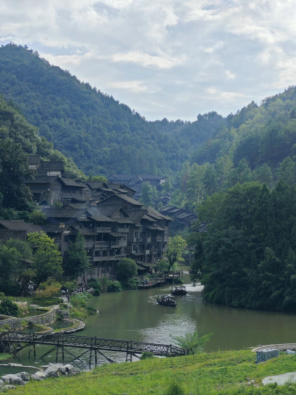 高铁直达09人间仙境三天两晚旅游攻略来了 乌江寨到底值不值得玩