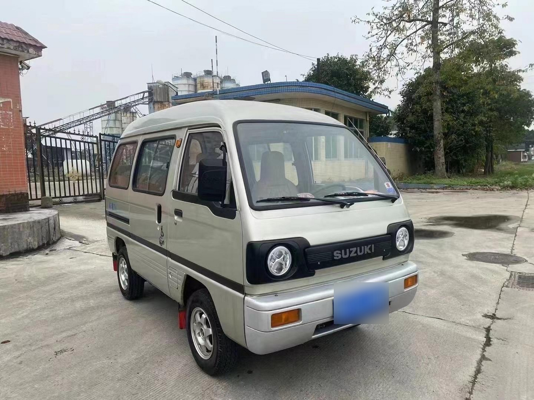 08年昌河铃木面包车 原型车铃木carry  小排量 铃木 发动机 手动   铃