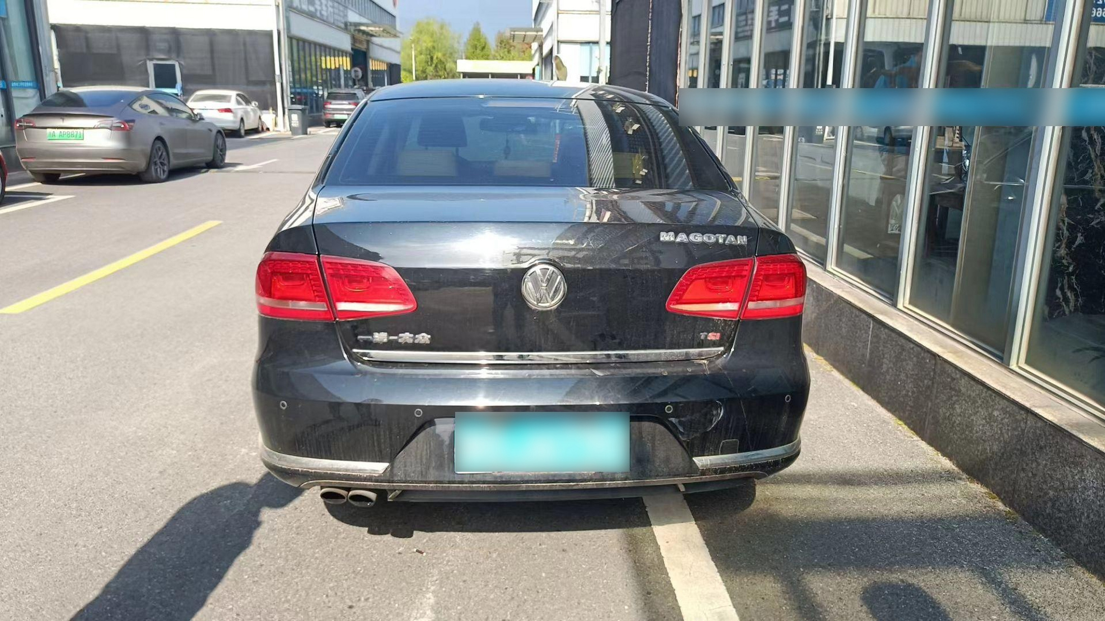 12年大众迈腾1.8前嘴一套12万公里一手车费用全年,批发3万多