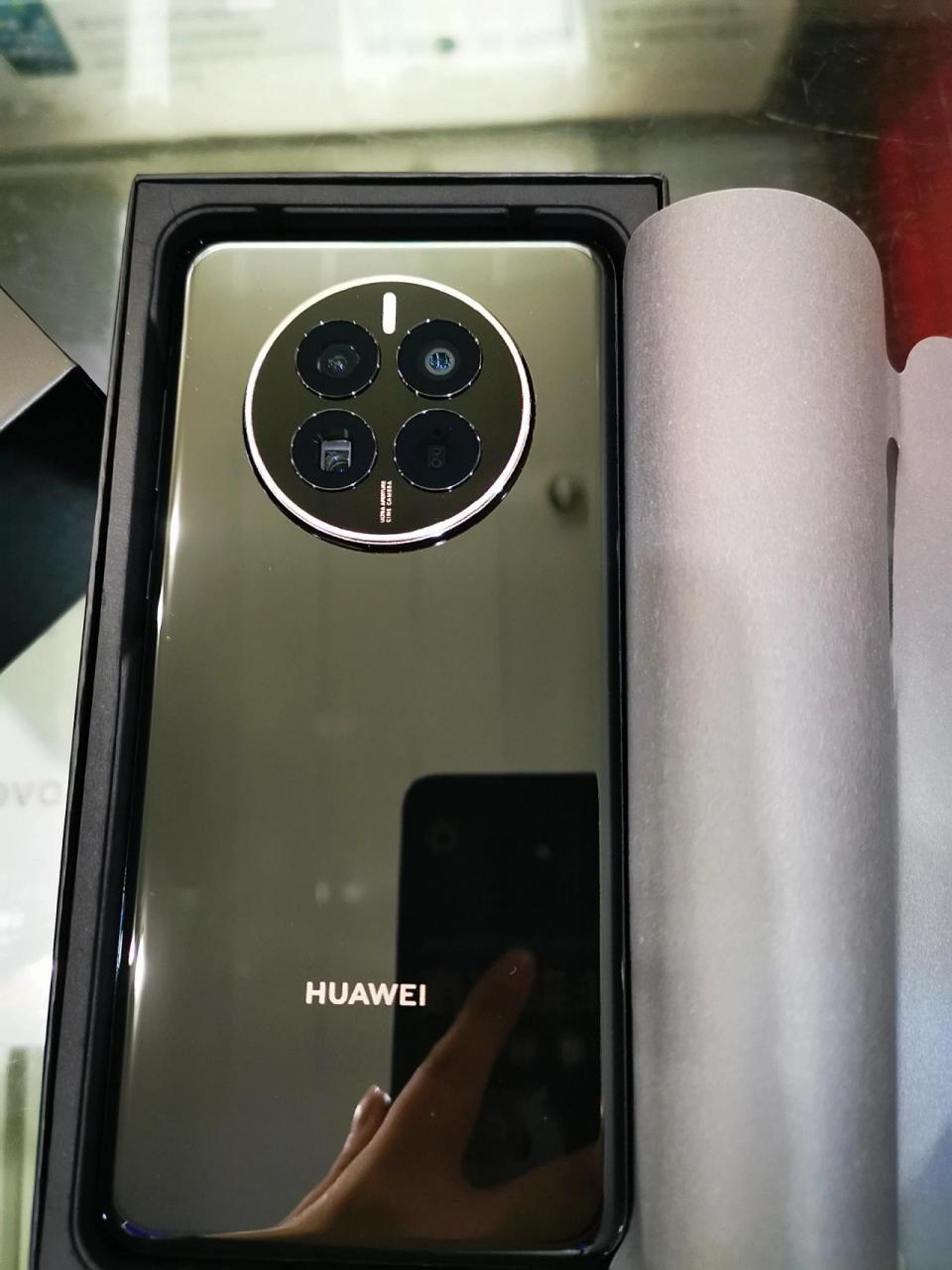 华为mate50昆仑玻璃版真实感受 华为mate20 pro的交接(5年)→ 50到手