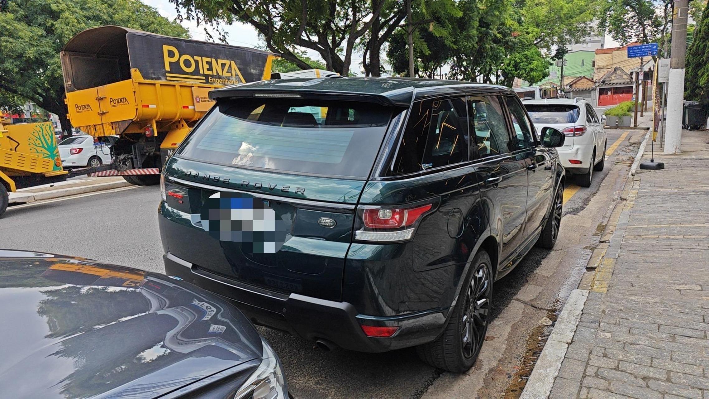 0 v6白菜02 价 gasolina 马力 2014年 110000公里 防弹车  車定期