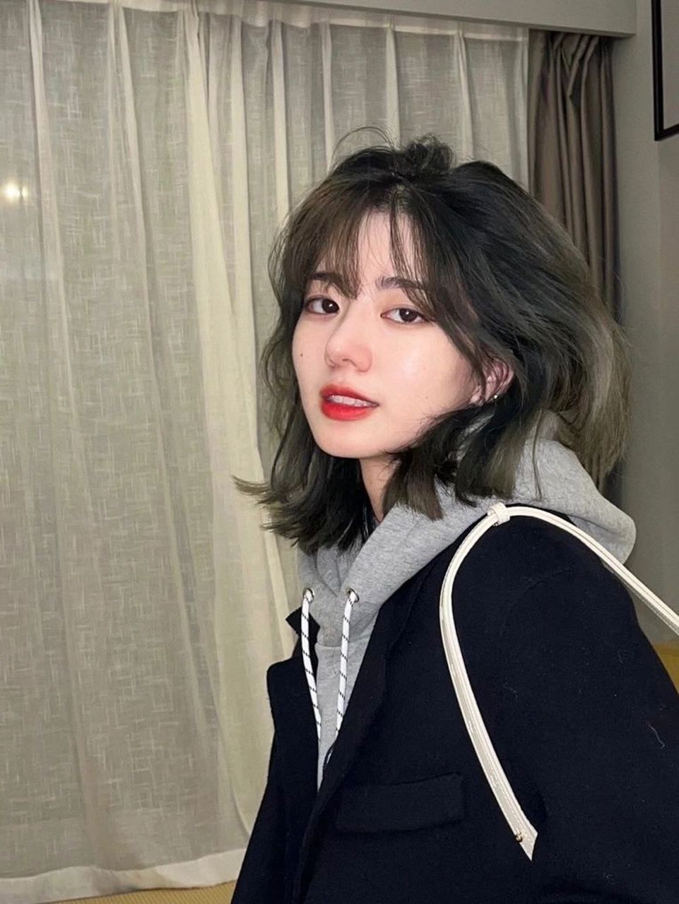 爱了93女生短发烫发也可以这么好看05 齐肩法式烫发~拯救中短发