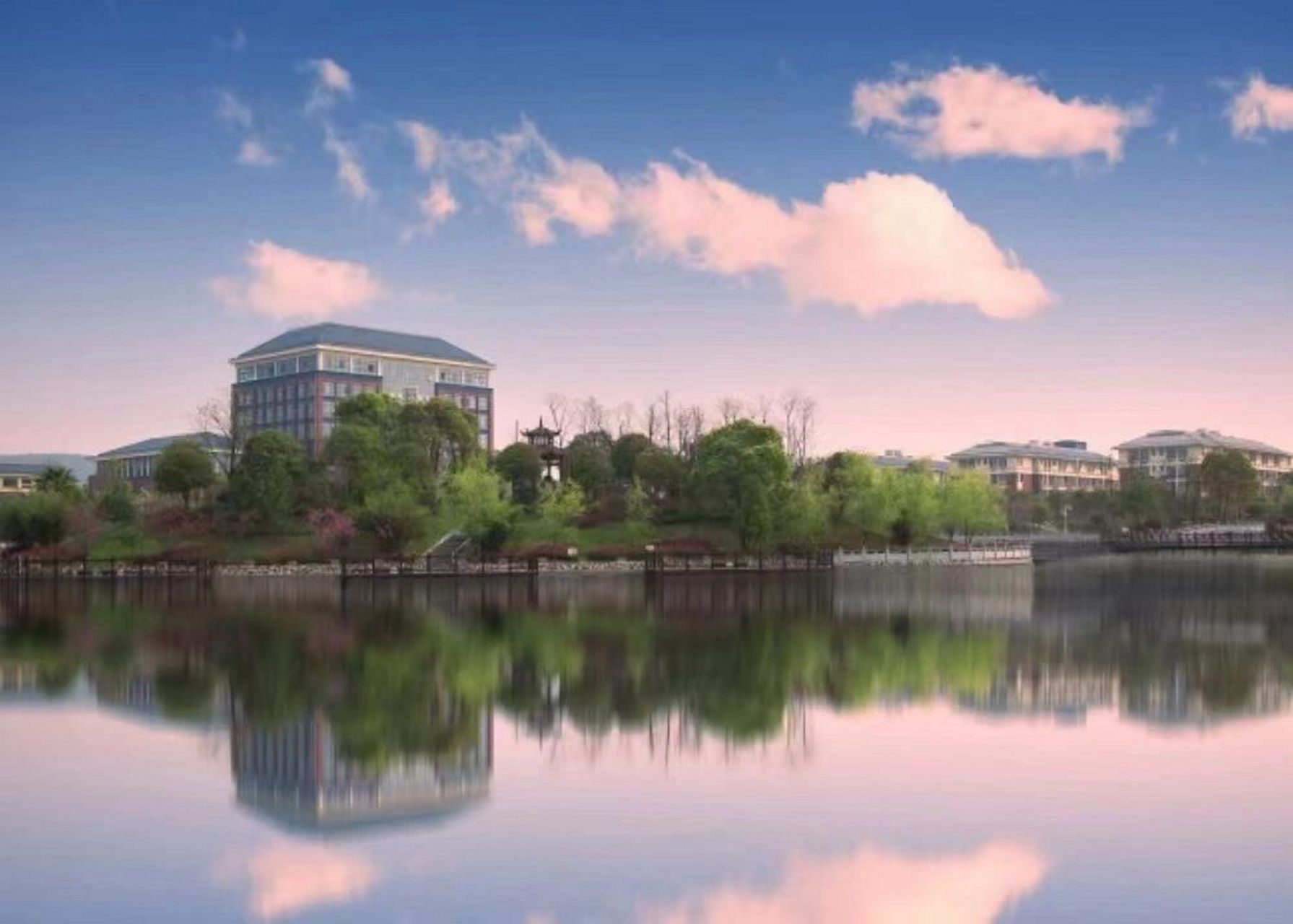 萍乡卫生职业学院,护理专业火热97招生中 萍乡卫生职业学院.