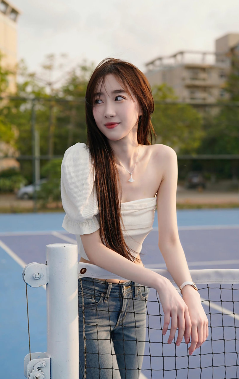 yoyo-yoyoya 出生于1998年12月11日,射手座