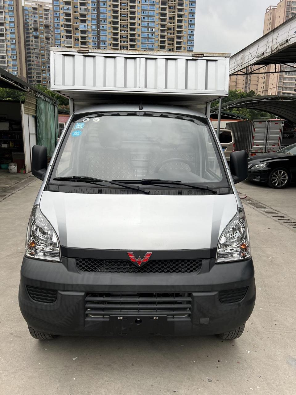 新到20年7月五菱荣光小卡,单排厢式货车,1.