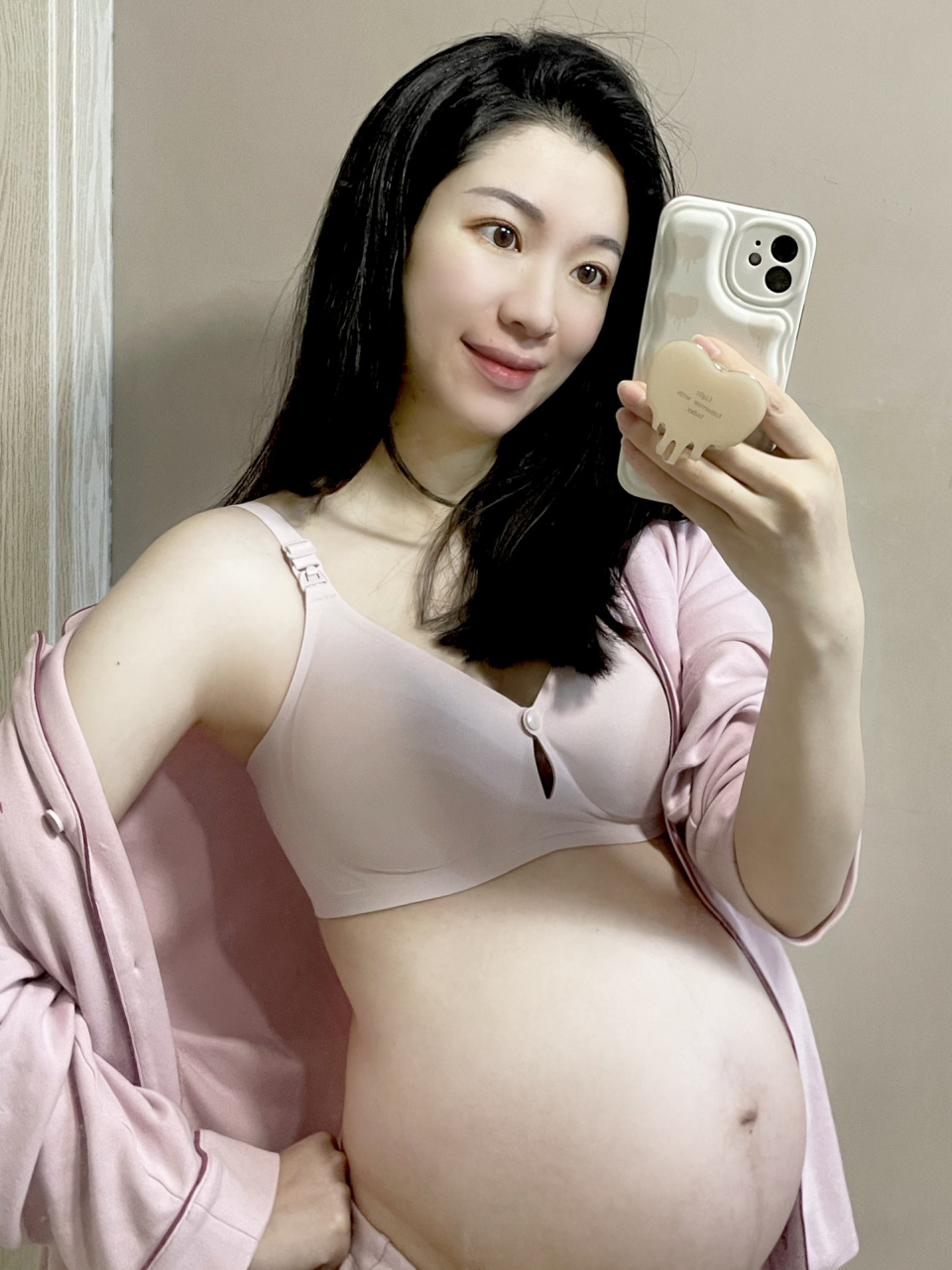 空姐孕期日记|我这35周的肚子算大么 不知不觉快足月了,好期待和我的