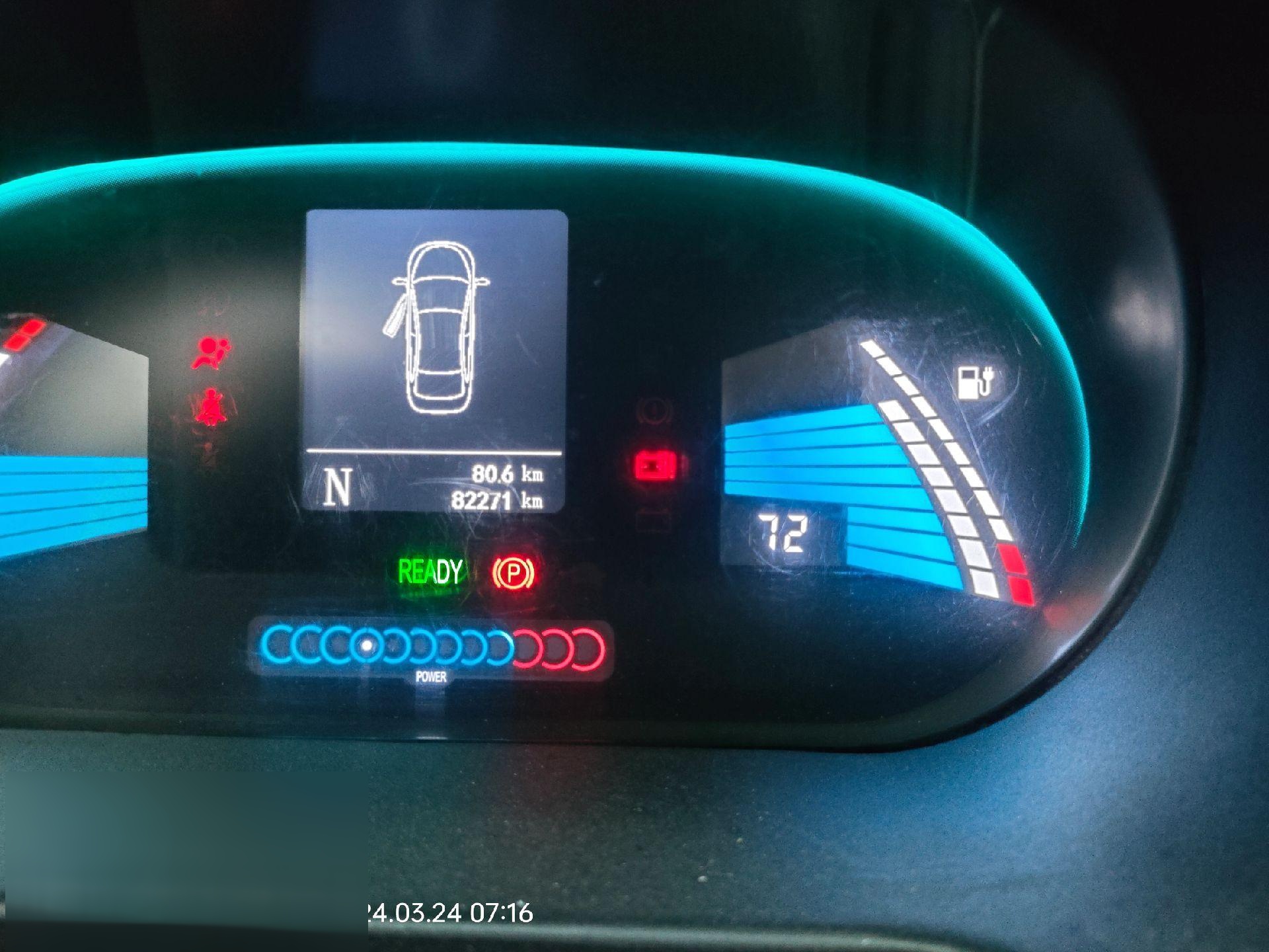 今日维修江淮iev5电池压差过大估计,导致车子无法充电,这电池估计是没