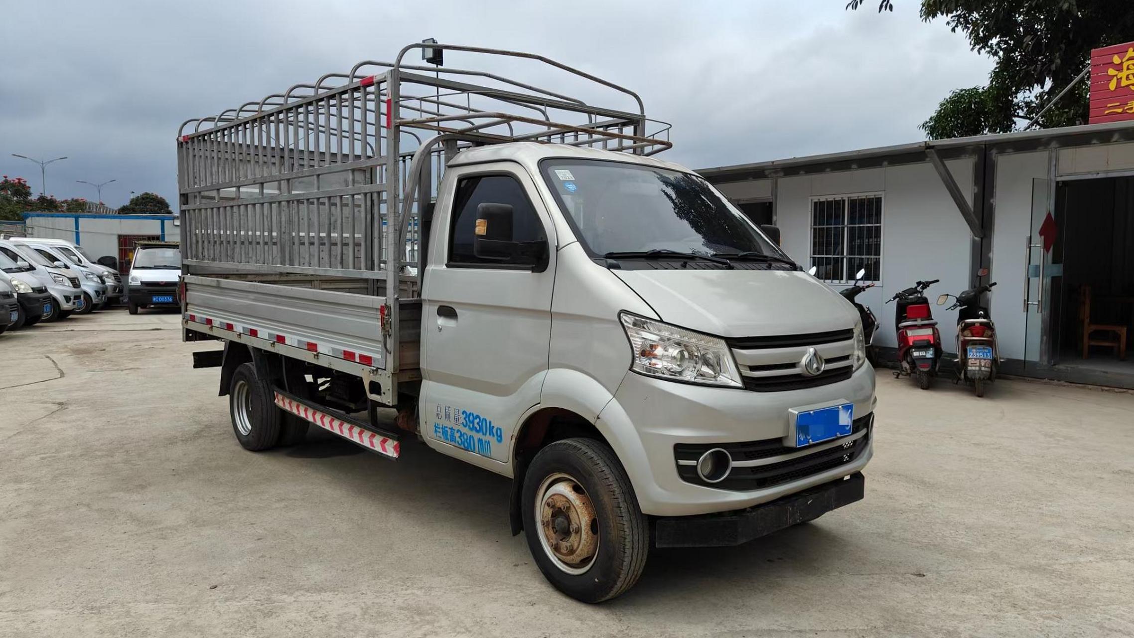 最新拿下 2020年7月份,长安跨越王x5,单排后双轮苍栏货车,全柴发动机