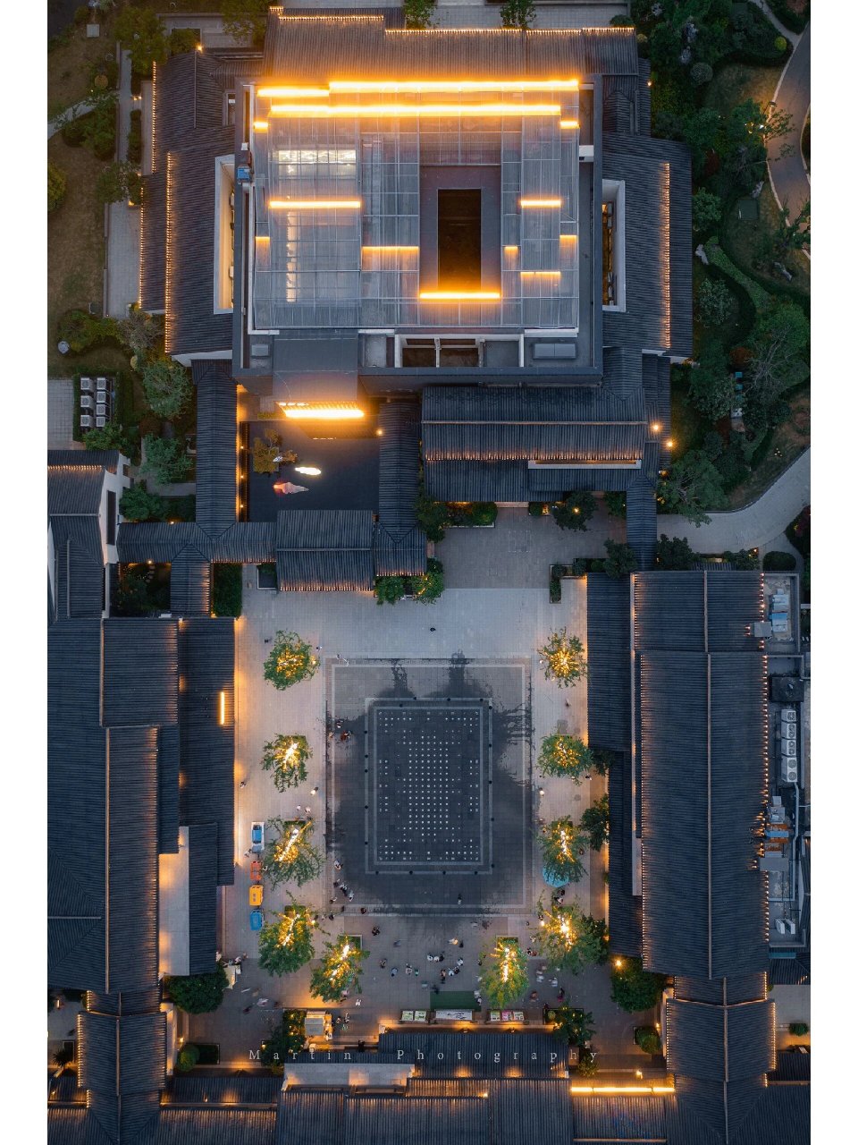 周末驾车寻至宜兴湖父镇,它叫 雅达阳羡溪山小镇,有点绕口,哈哈