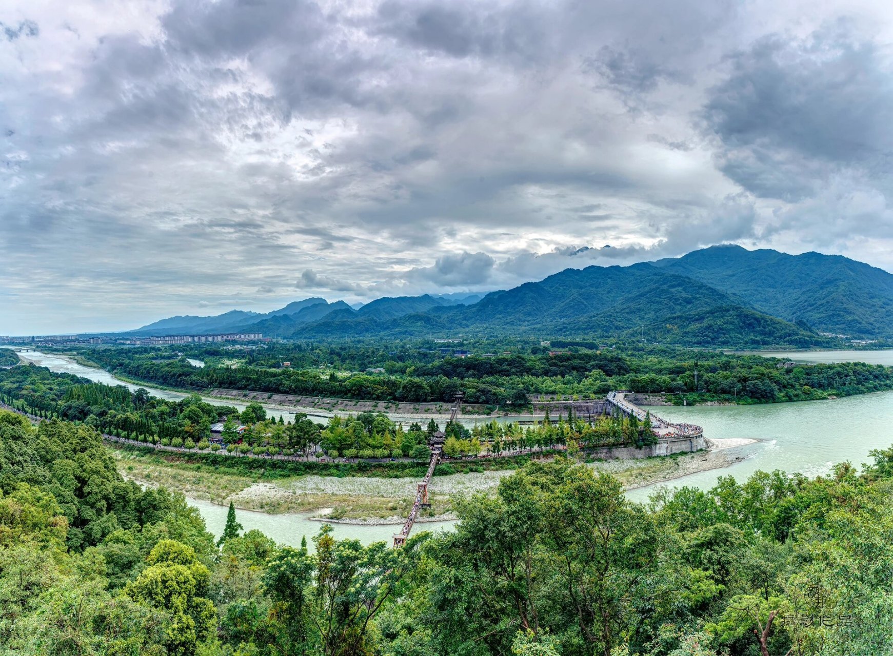都江堰景区俯瞰全景