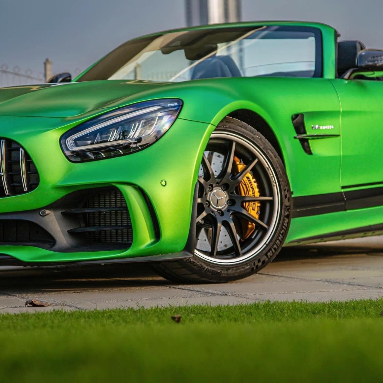 "绿魔" mercedes-benz amg gt r roadster